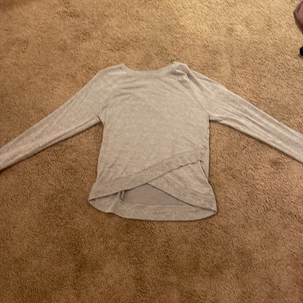 Athleta Gray Long Sleeve Top!